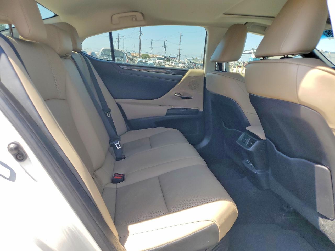 2021 LEXUS ES 300H 300h Base