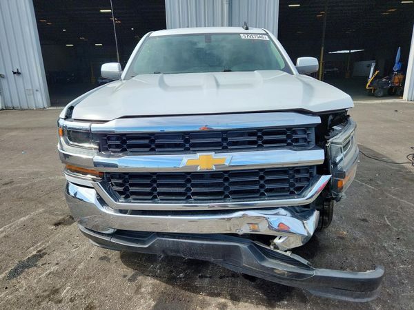 2018 CHEVROLET SILVERADO LT