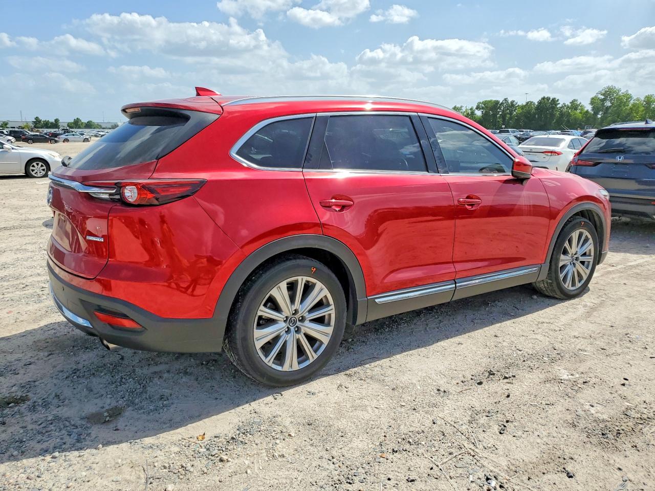 2021 MAZDA CX-9 Signature