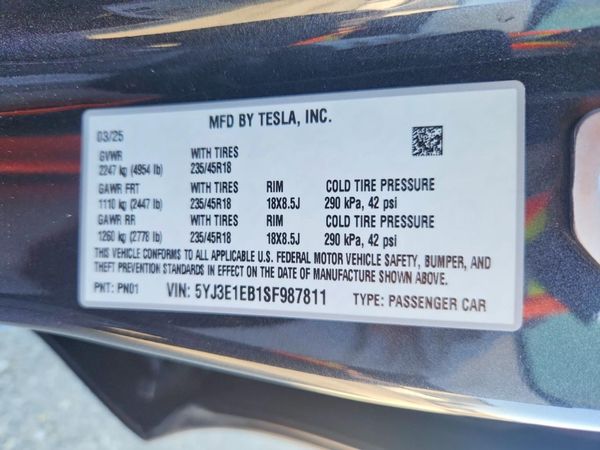 2025 TESLA MODEL 3