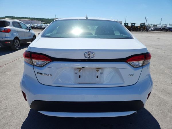 2021 TOYOTA COROLLA