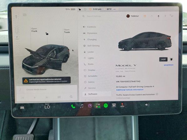 2026 TESLA MODEL Y