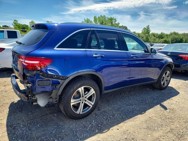 2019 MERCEDES-BENZ GLC GLC 300-4M