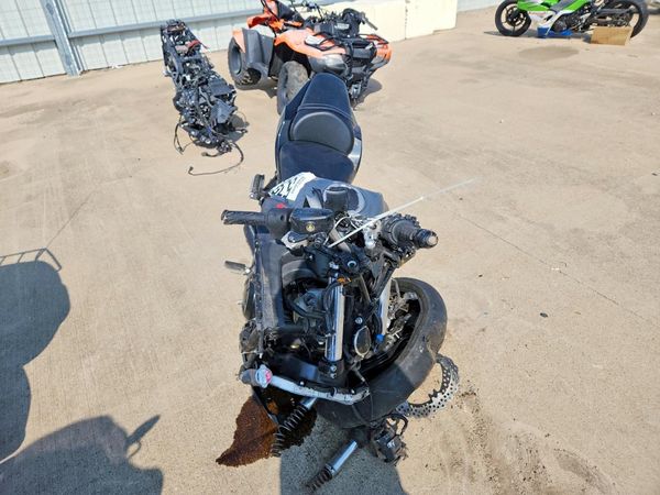 2024 KAWASAKI EX650 P