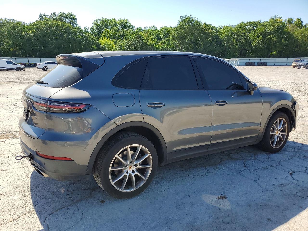 2020 PORSCHE CAYENNE