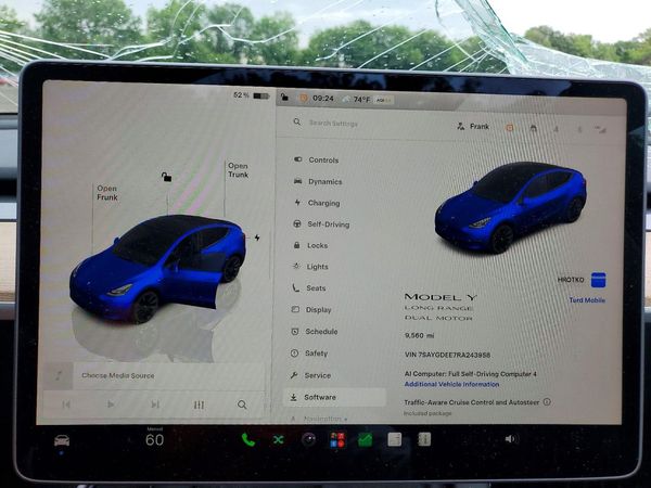 2024 TESLA MODEL Y