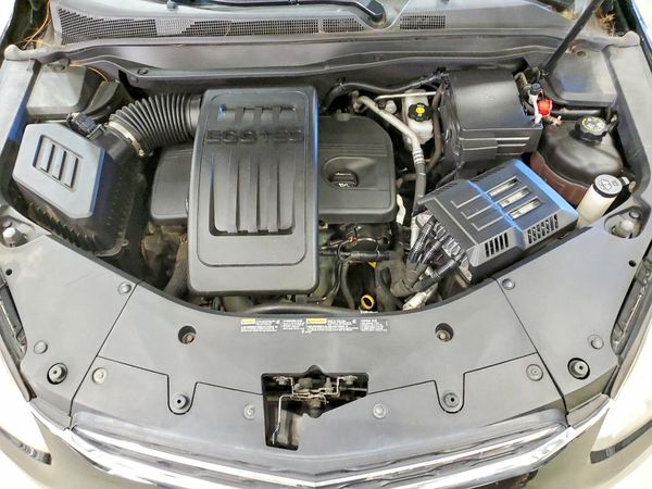 2017 CHEVROLET EQUINOX Premier — Engine bay