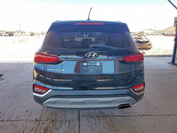 2019 HYUNDAI SANTA FE SE