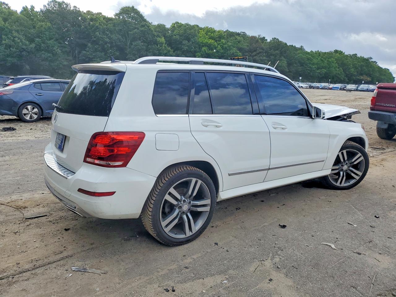 2015 MERCEDES-BENZ GLK GLK350