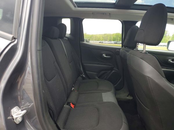 2023 JEEP RENEGADE LATITUDE 4X4