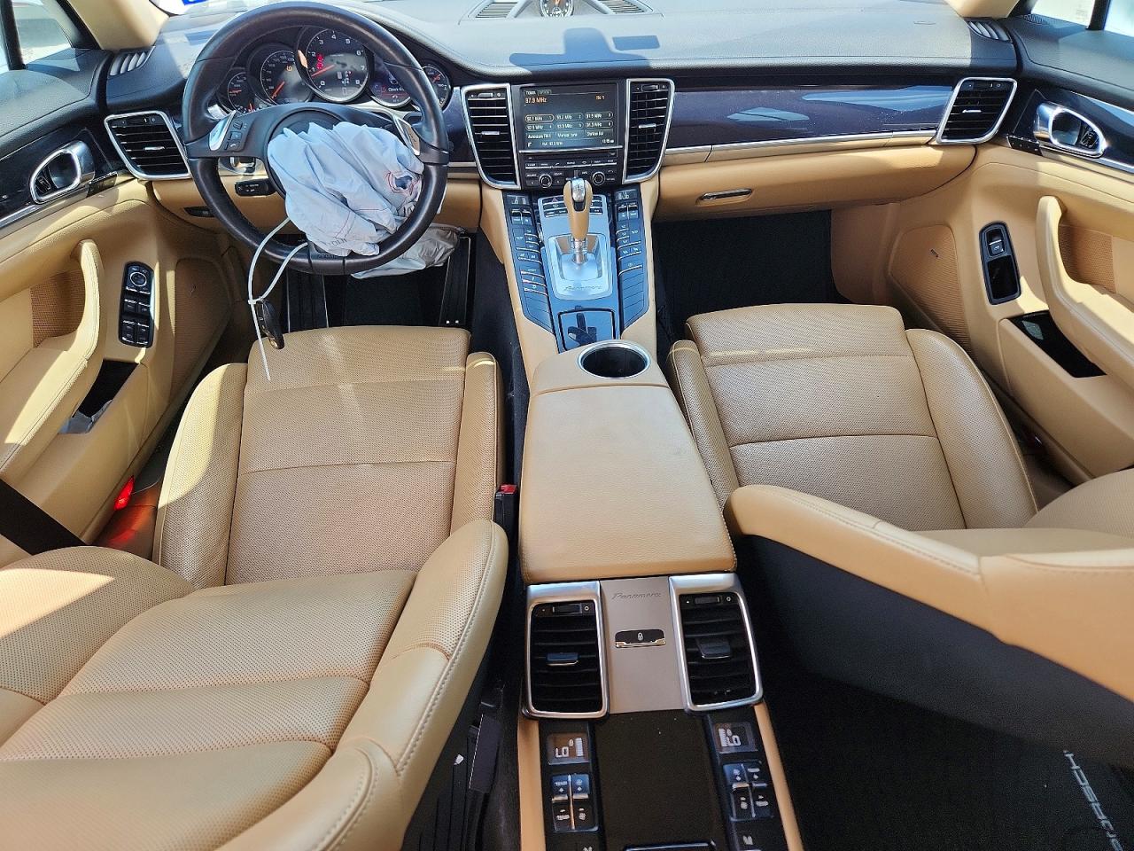 2015 PORSCHE PANAMERA Base (2WD), 4 (4WD)