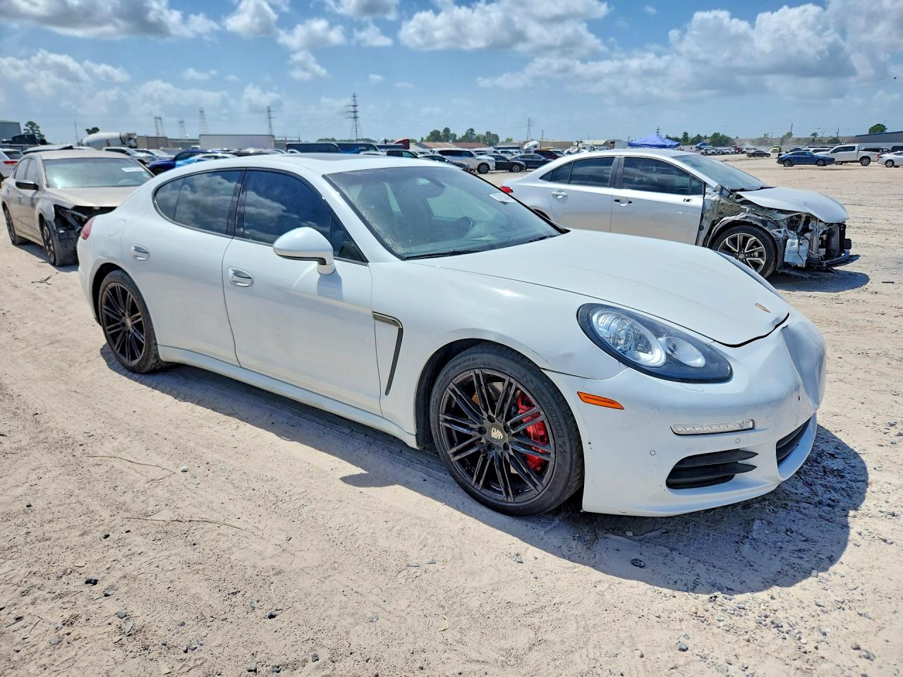 2015 PORSCHE PANAMERA Base (2WD), 4 (4WD)