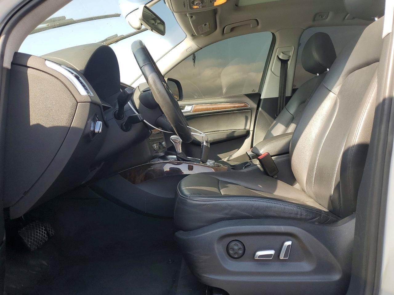 2017 AUDI Q5 quattro Premium