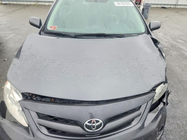 2012 TOYOTA COROLLA