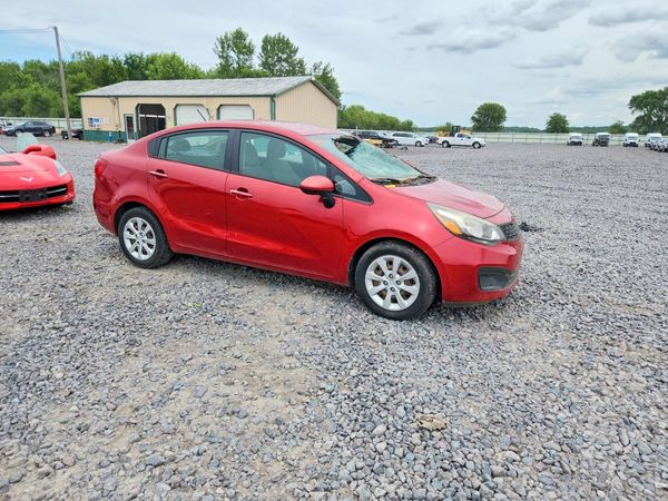 2015 KIA RIO