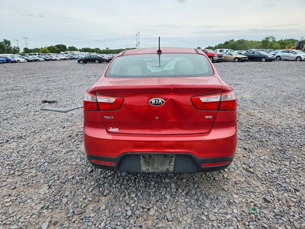 2015 KIA RIO