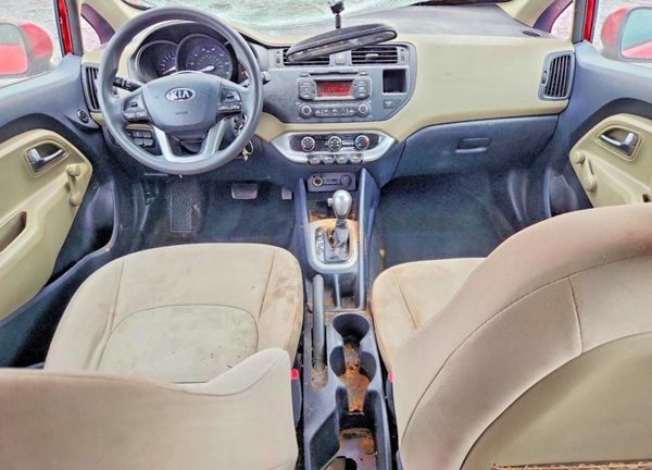 2015 KIA RIO