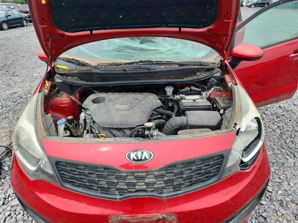 2015 KIA RIO