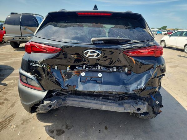 2022 HYUNDAI KONA