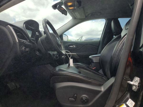 2020 JEEP CHEROKEE LATITUDE PLUS FWD