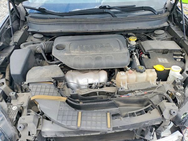 2020 JEEP CHEROKEE LATITUDE PLUS FWD