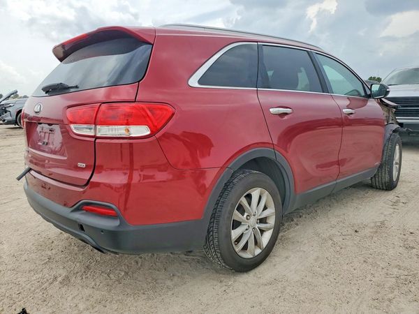 2016 KIA SORENTO L / LX