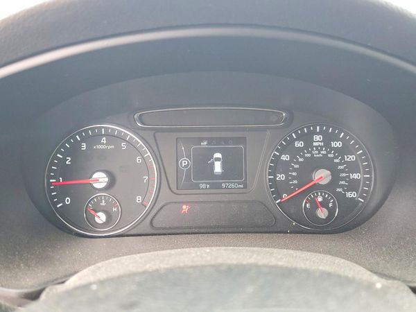 2016 KIA SORENTO L / LX