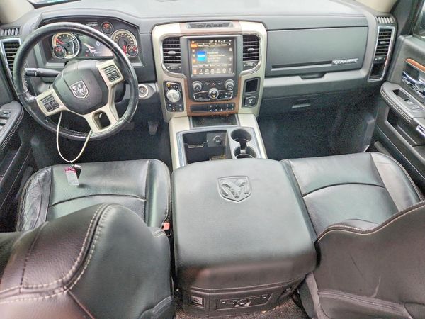 2014 RAM 1500 LARAMIE CREW CAB 4X4