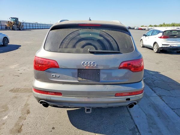 2012 AUDI Q7 Premium Plus