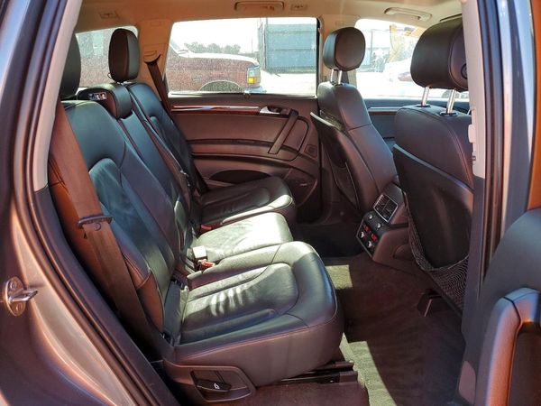 2012 AUDI Q7 Premium Plus