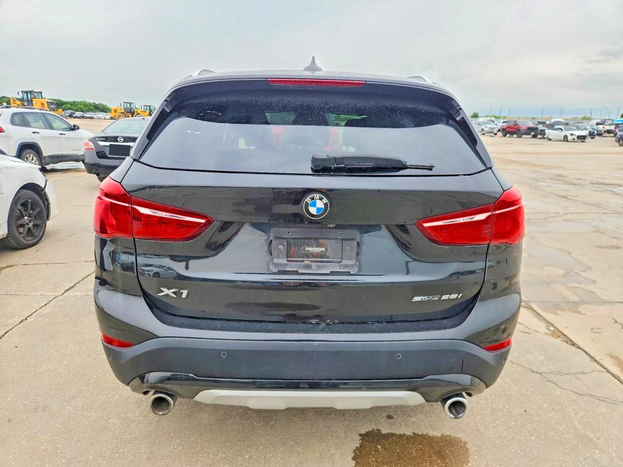 2021 BMW X1 sDrive28i