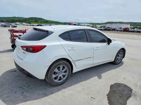2016 MAZDA 3 SV/Base