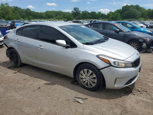 2017 KIA FORTE LX Base