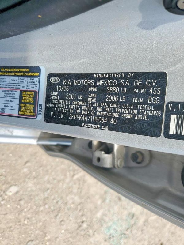 2017 KIA FORTE LX Base