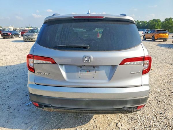 2021 HONDA PILOT SE