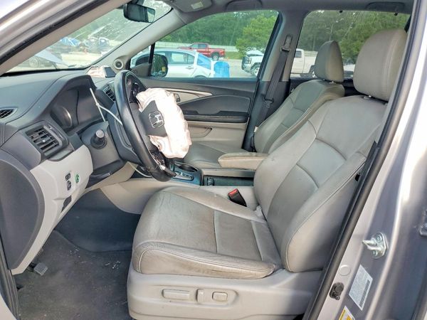 2021 HONDA PILOT SE