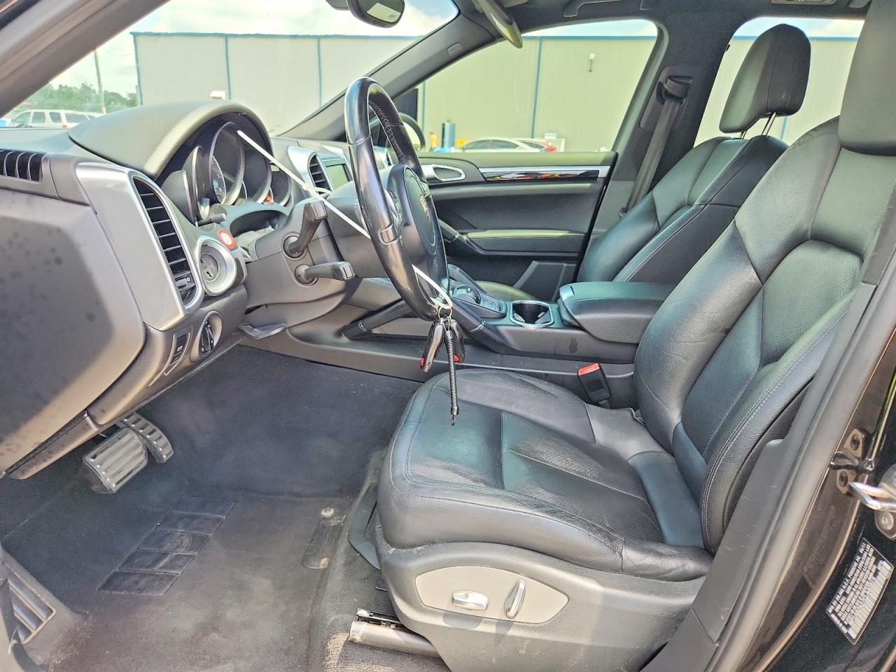 2012 PORSCHE CAYENNE S