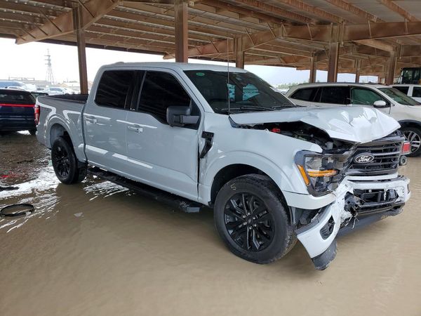 2024 FORD F150