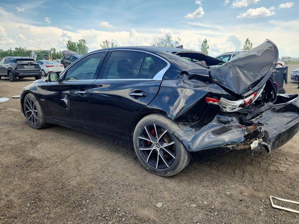 2017 INFINITI Q50
