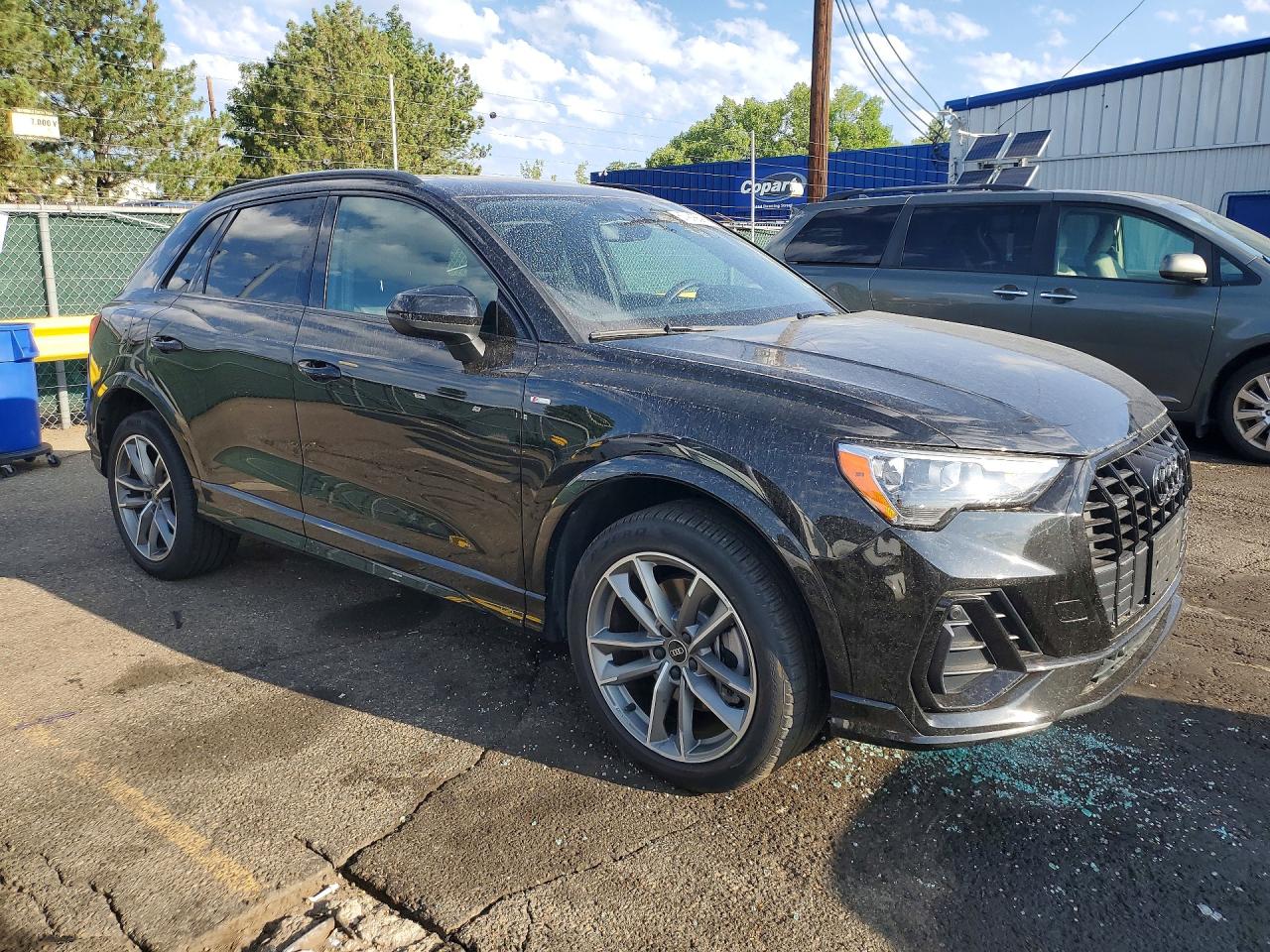 2021 AUDI Q3 S Line quattro Premium