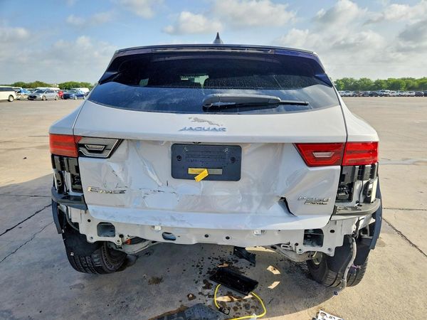 2020 JAGUAR E-PACE Base