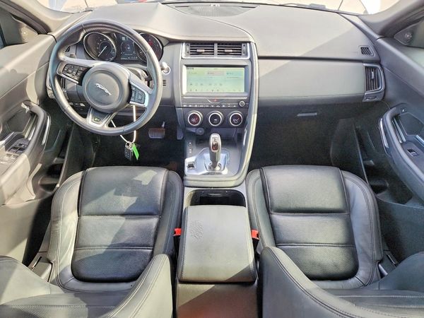 2020 JAGUAR E-PACE Base