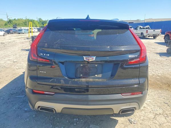 2023 CADILLAC XT4 Premium Luxury