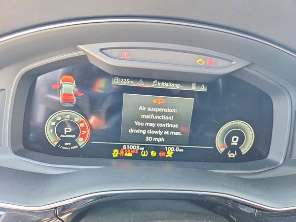 2021 AUDI Q8