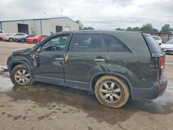 2013 KIA SORENTO Base / LX