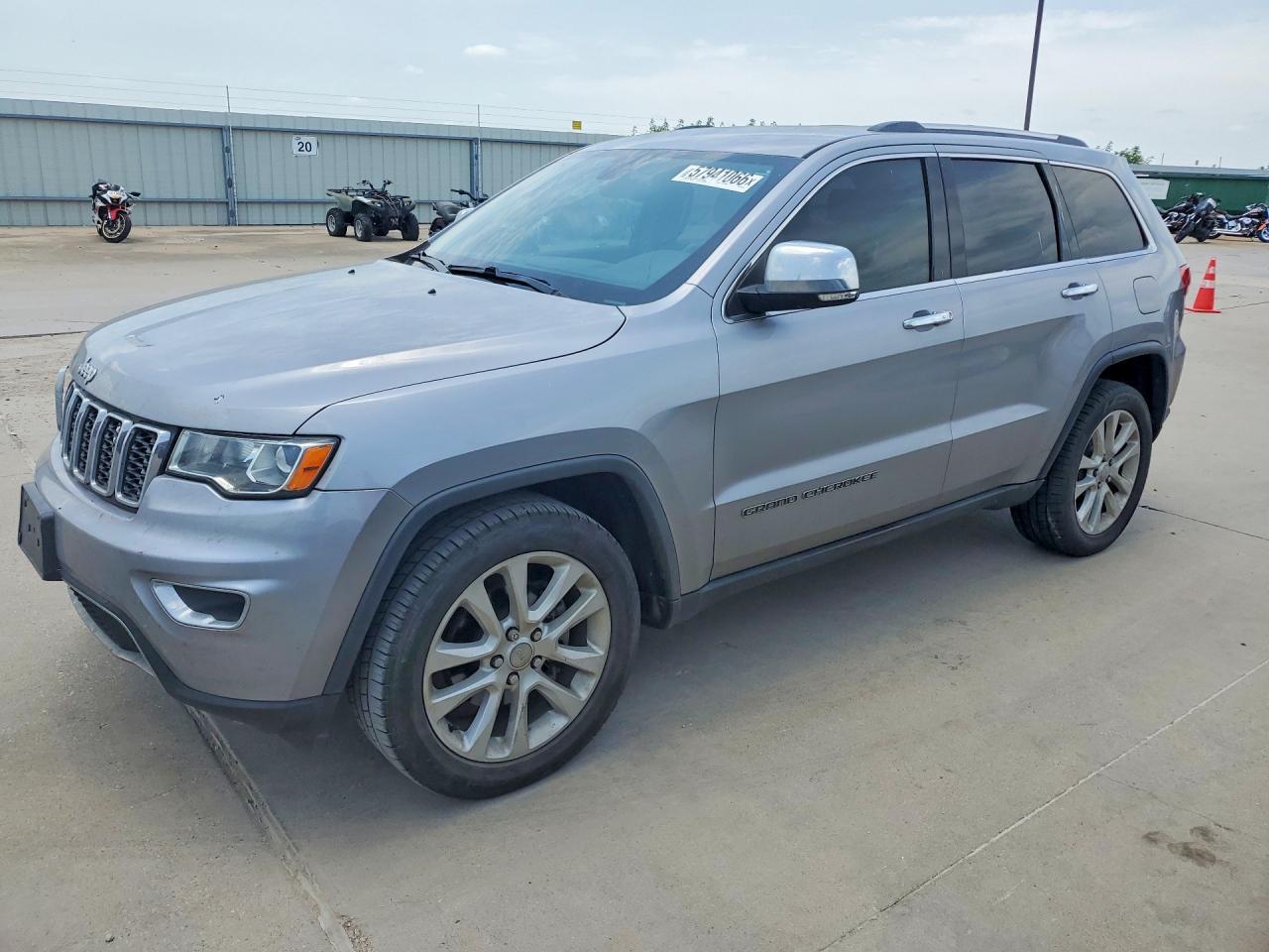 2017 JEEP GRAND CHEROKEE Limited