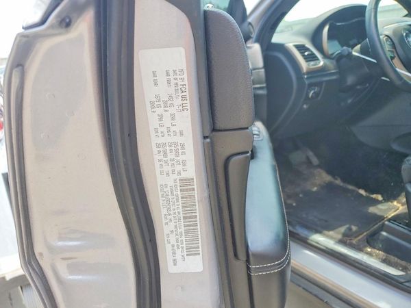 2017 JEEP GRAND CHEROKEE Limited