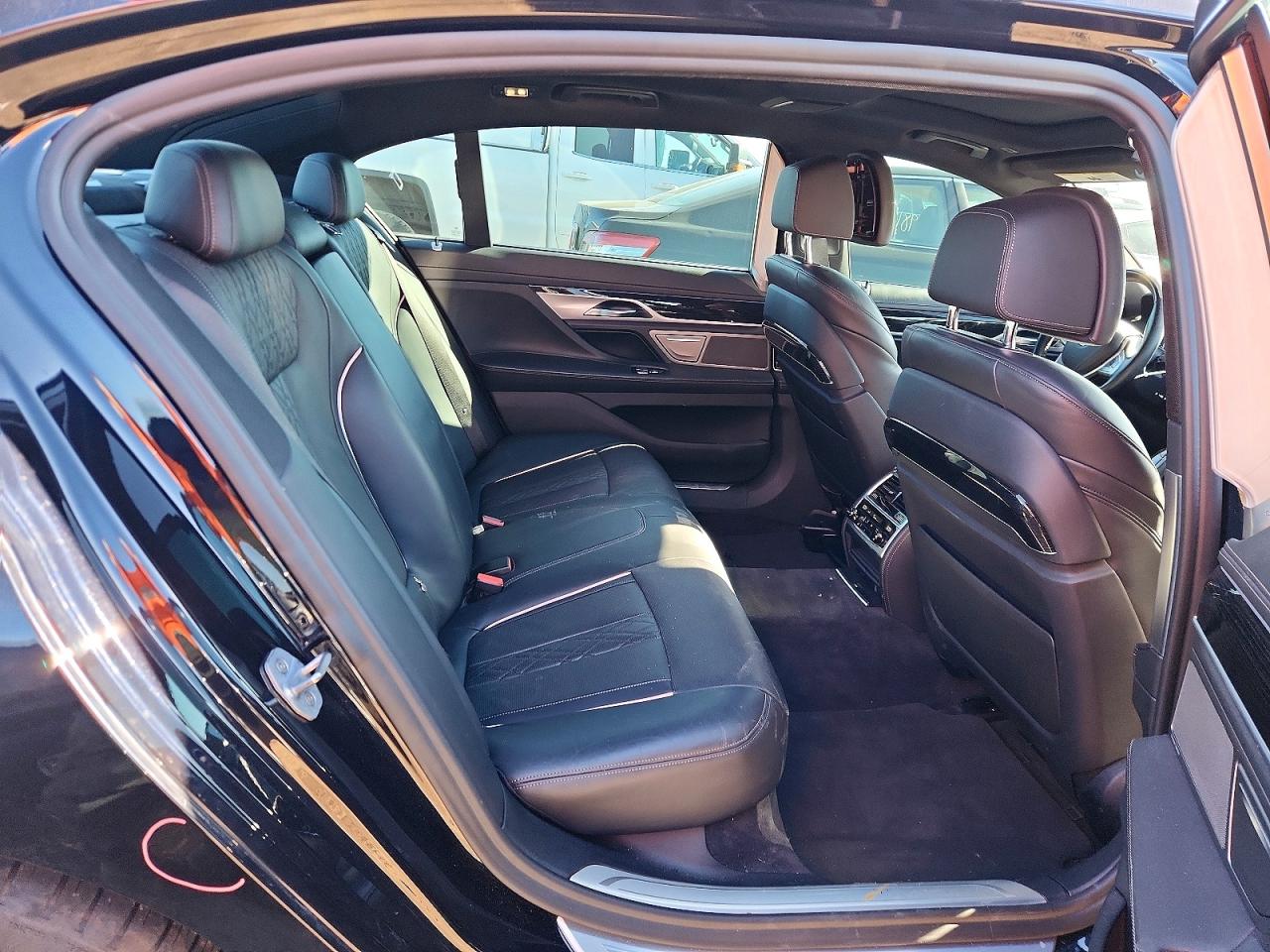 2019 BMW 750 xDrive