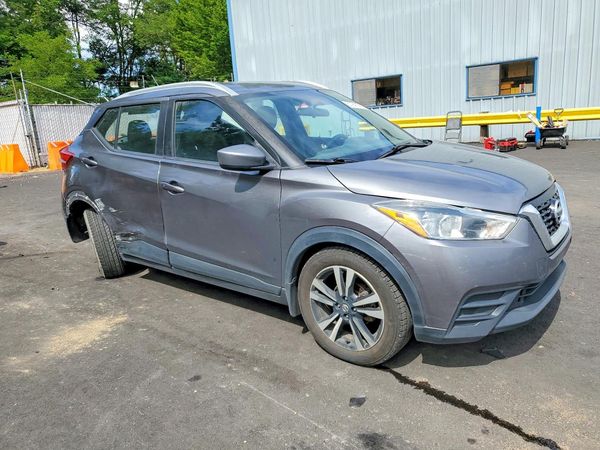 2018 NISSAN KICKS