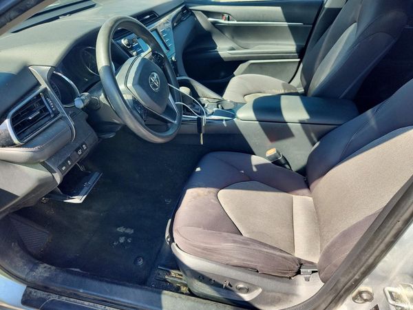 2019 TOYOTA CAMRY